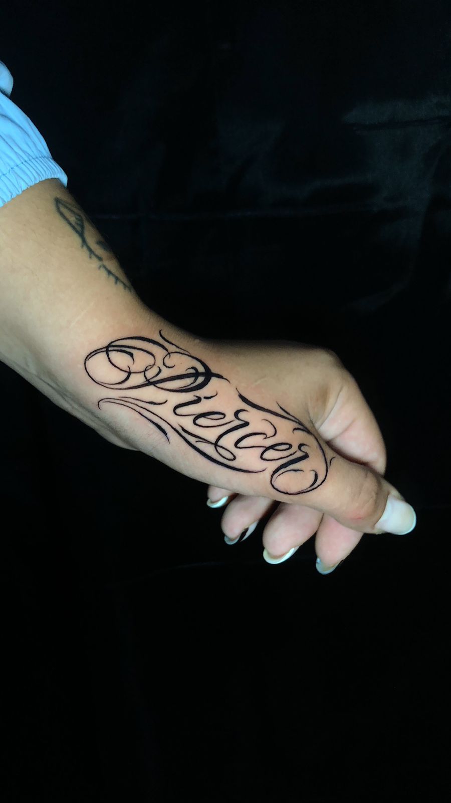 Tatuagem fineline 24