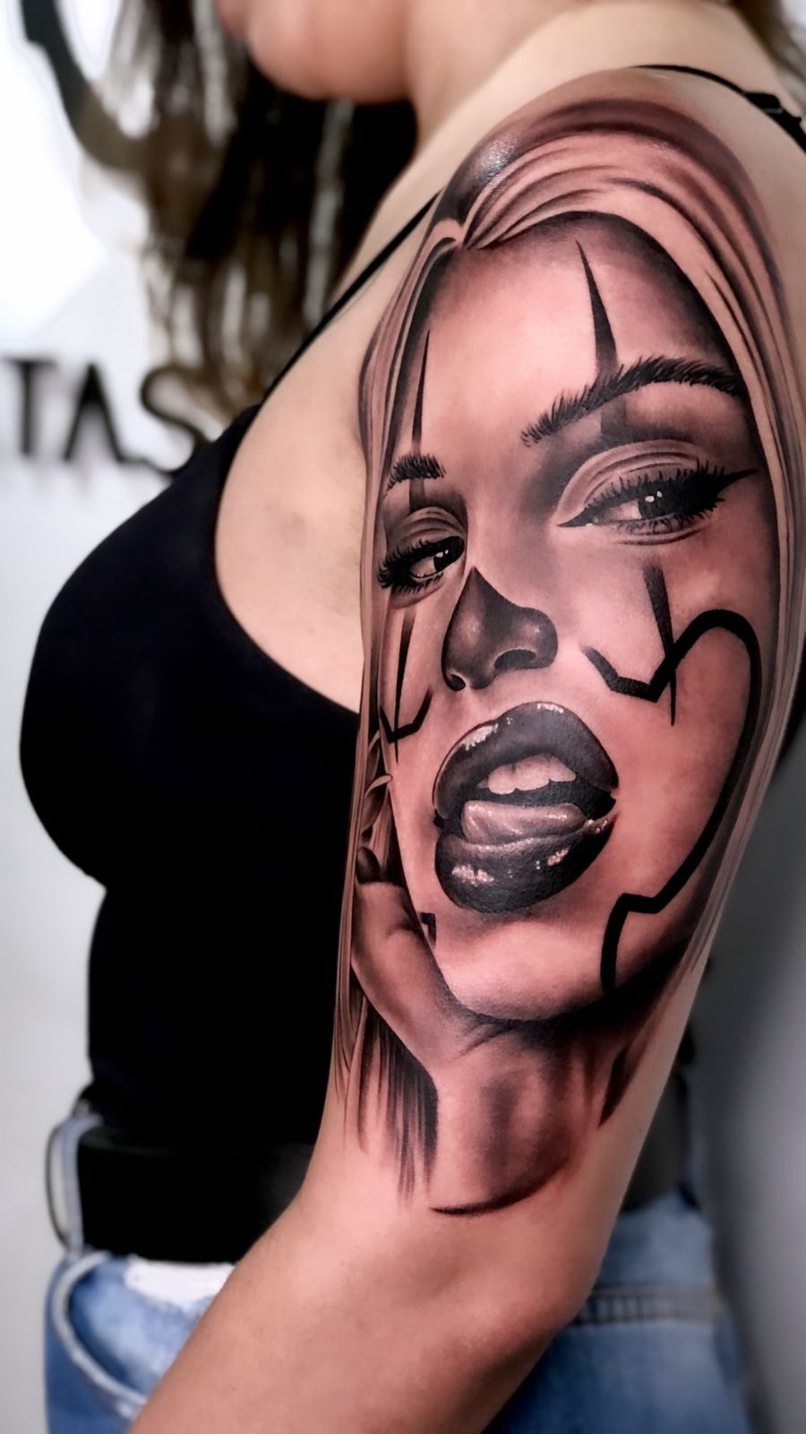 Realismo - Studio Jonatas Ponciano